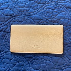 NWOT Coach Leather Checkbook Cover